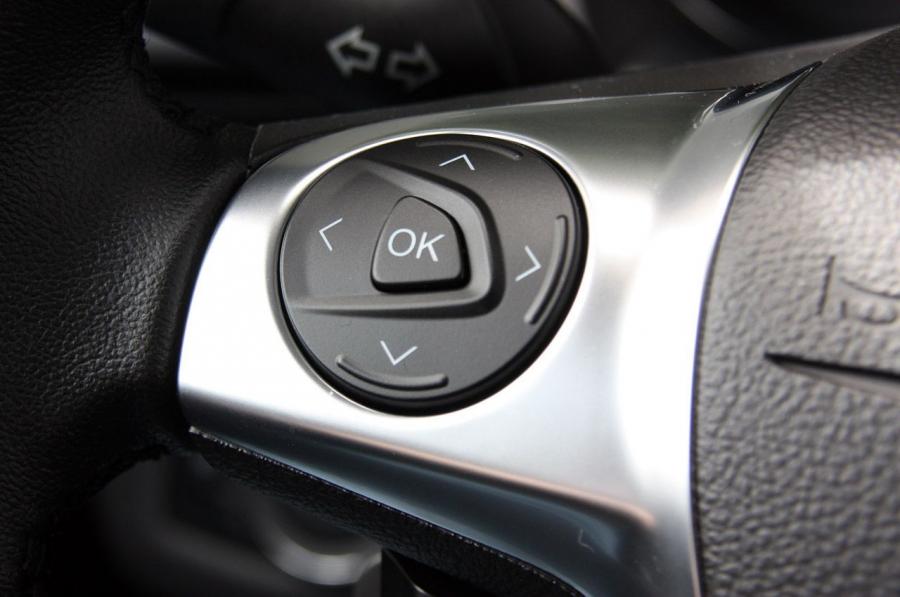  Ford Escape 2013 года  (фото 66 из 222)